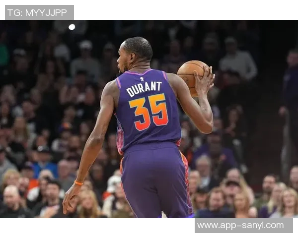 杜兰特强调控卫得分的重要性侵略性不足将影响球队表现 杜兰特强调控卫得分的重要性侵略性不足将影响球队表现