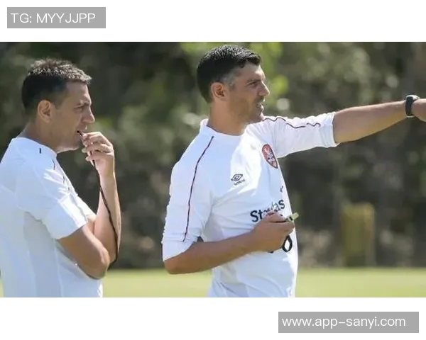 阿洛伊西与浙江队签订1加1合同正式告别东体球队