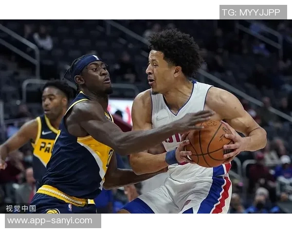 CaptainCade携手康宁汉姆打造独特美队主题球鞋融入个人风格元素