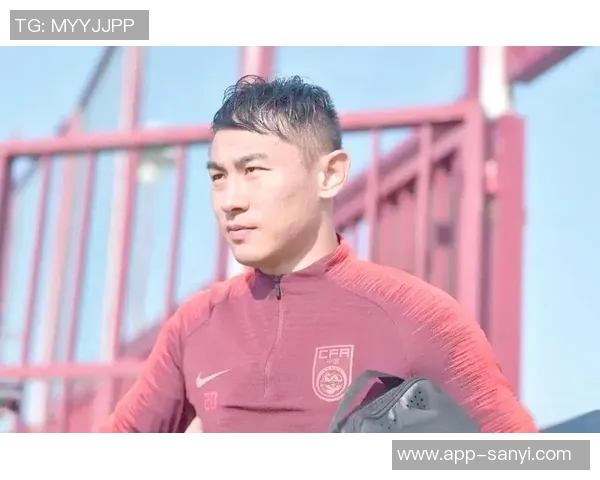 于汉超退役后以训练员身份重返国家队开启新篇章